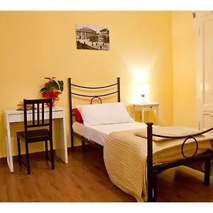 lepetit-milano.italymilanhotels.net/