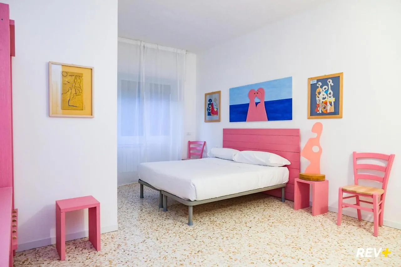 Lia Art Hotel location